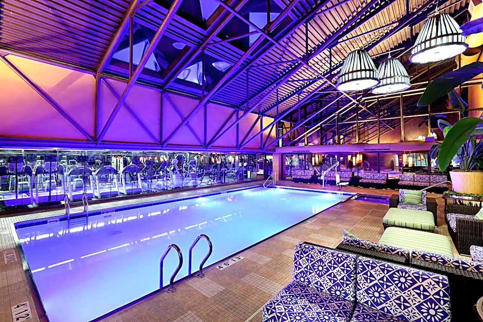 Amway Grand Plaza Hotel, Curio Collection by Hilton