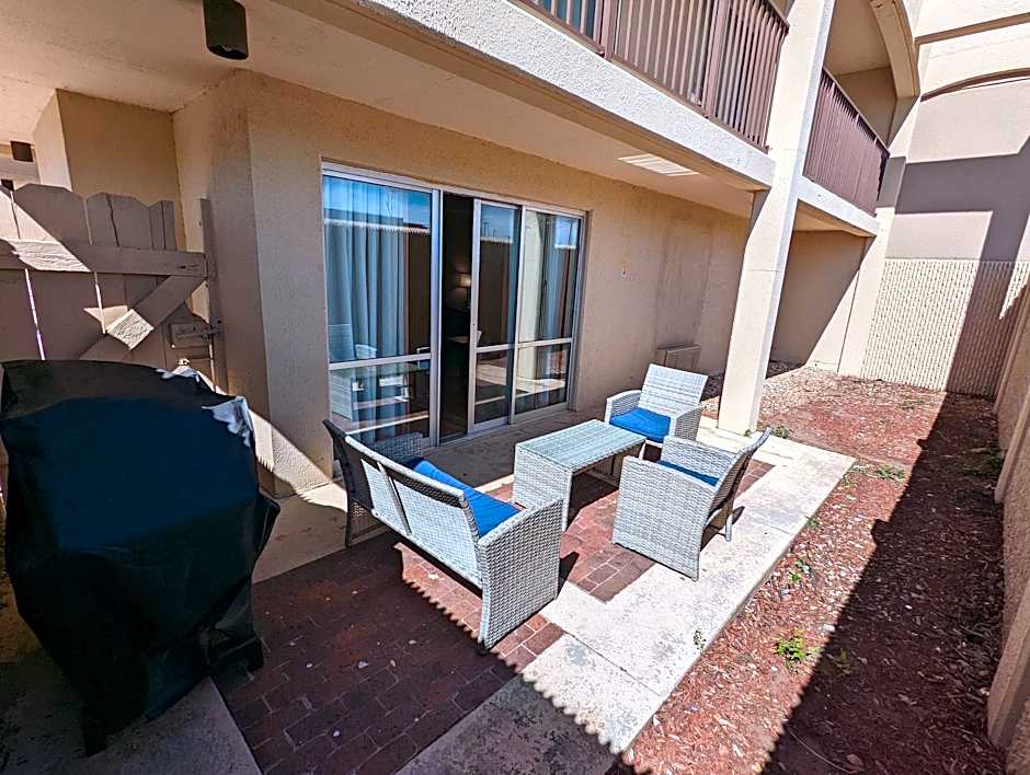 Red Roof Inn PLUS+ Wichita East