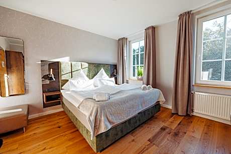 Double Small Mini Room