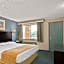 Super 8 by Wyndham Milford/New Haven