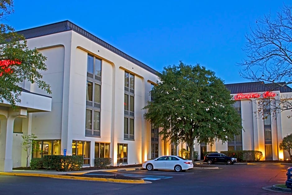 Hampton Inn By Hilton Norfolk/Chesapeake