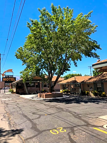 Bishop Elms Motel