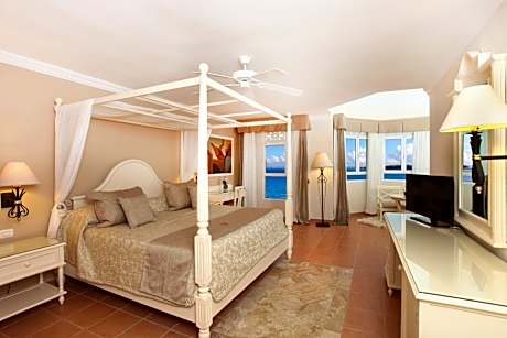 Superior Sea View (2 Adults)