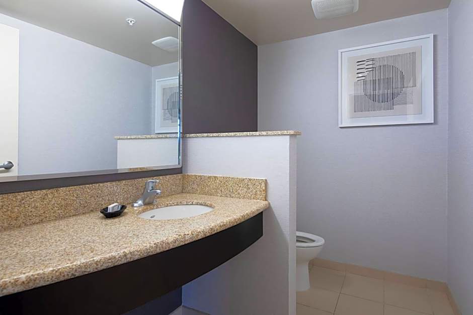 Courtyard by Marriott Cincinnati Midtown/Rookwood