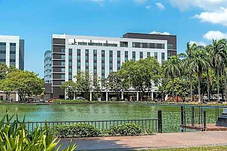Seda Capitol Central Bacolod City