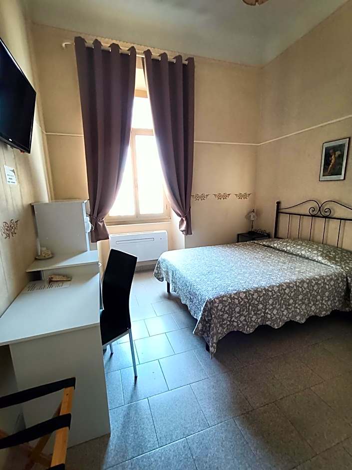 Rossi Hotel