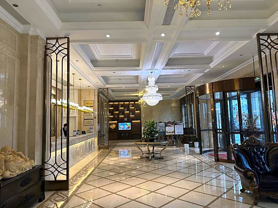 Vienna International Hotel Changsha Yuelushan West Bus Metro Station