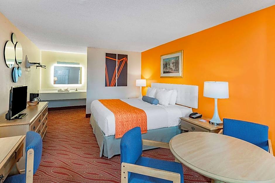 Howard Johnson by Wyndham Staunton