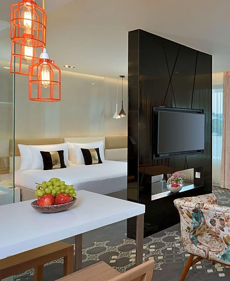 Radisson Bengaluru City Center