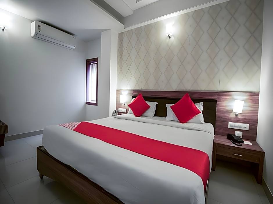 Super Townhouse Oak Madhapur Nera Regency