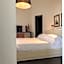 Hotel Carducci 76