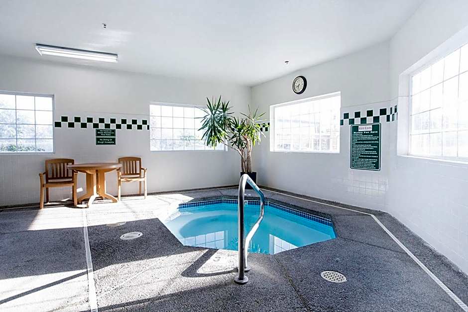 Red Lion Inn & Suites Mcminnville