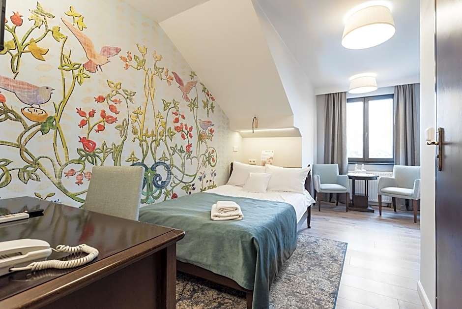 Hotel Ester
