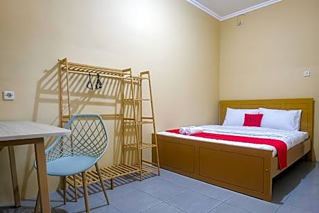 RedDoorz Syariah @ Omahe Qoema 3 Yogyakarta