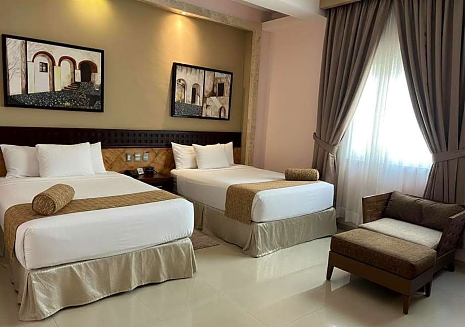 Photo 1 of 5 of Deluxe 2 Queen Beds