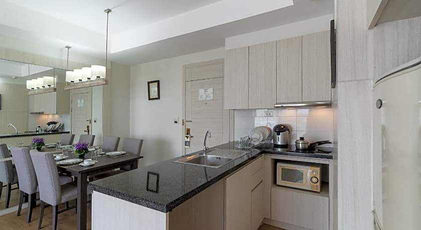 Classic Kameo Hotel and Serviced Apartments Sriracha