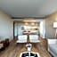 The Pearl Troia