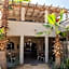 Pure Baja Private Suites-Upscale Property with Infinity Pool and Lush Gardens