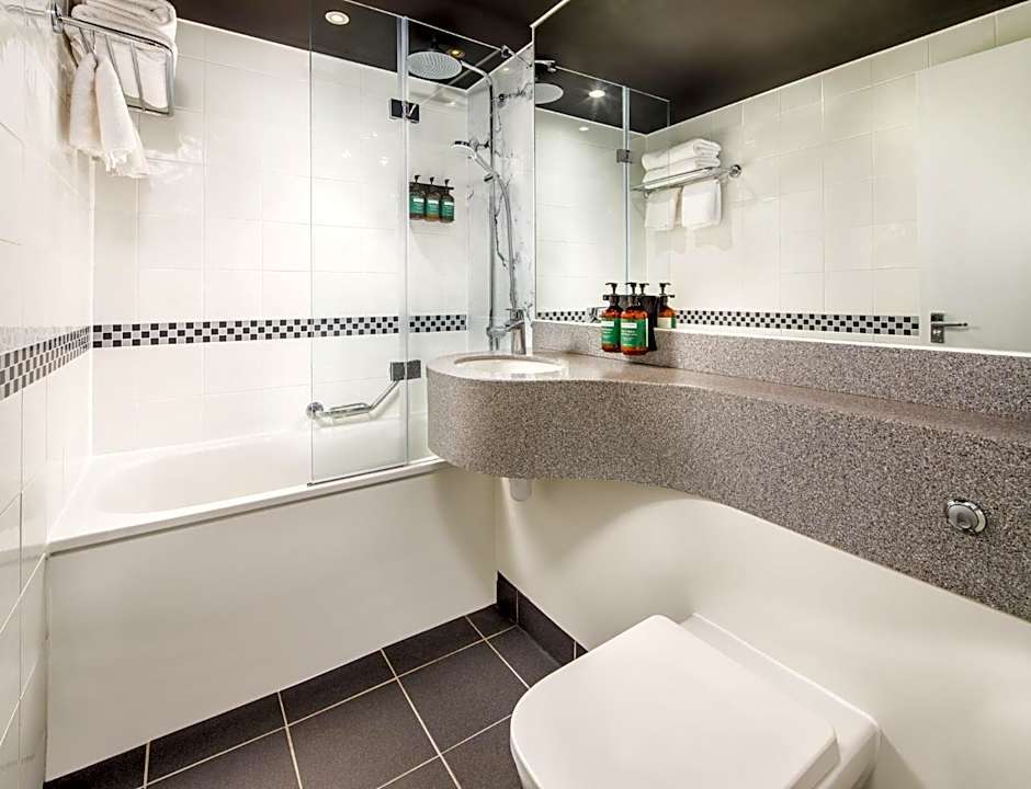 Crowne Plaza Manchester Airport By IHG