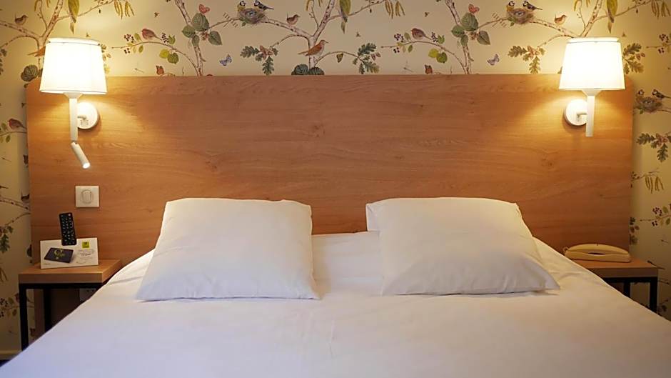Logis Hôtel & Restaurant - Le Saint-Louis