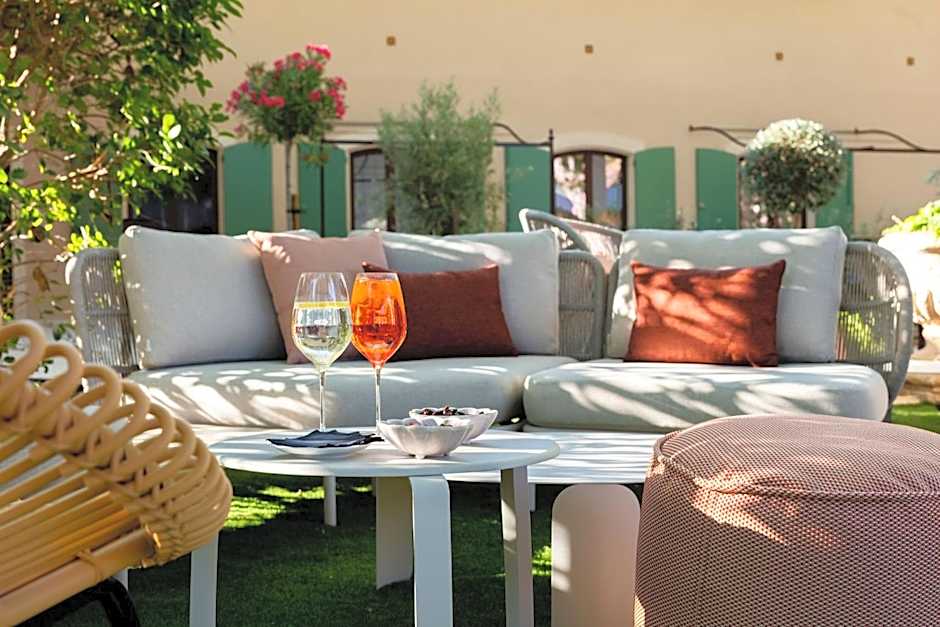 Hôtel et Restaurant La Bastide Bourrelly - Mathias Dandine