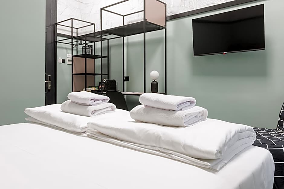 Stay Swanky Bed & Breakfast