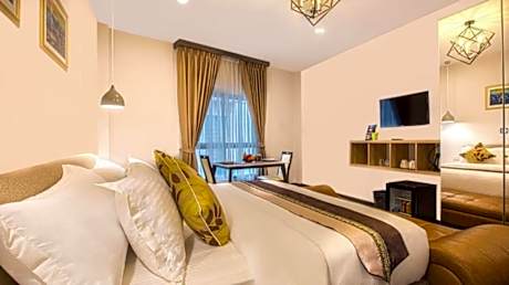 Deluxe King Room