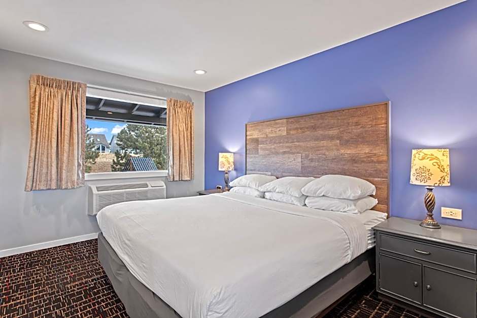 Coyote Mountain Lodge