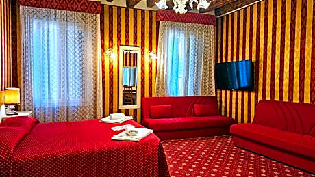 Deluxe Quadruple Room with Garden View