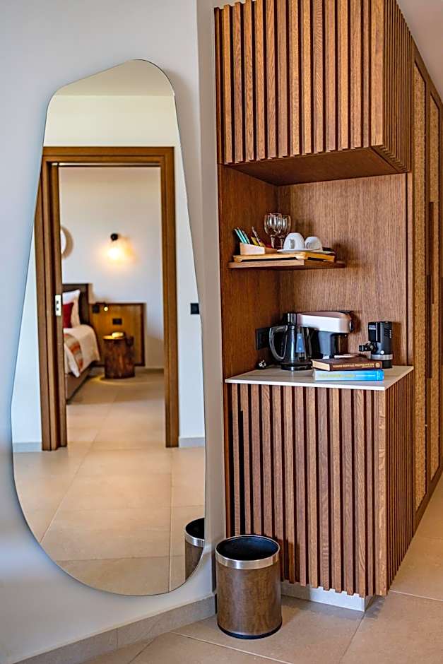 Minos Ambassador Suites & Spa - Adults only