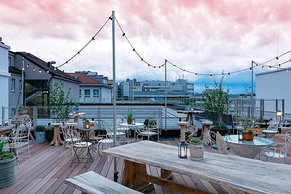 Ruby Rosi Hotel Munich