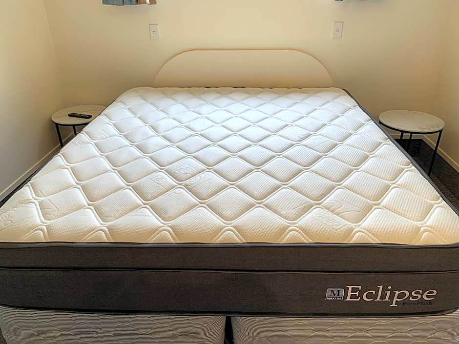 ASURE 755 Regal Court Motel