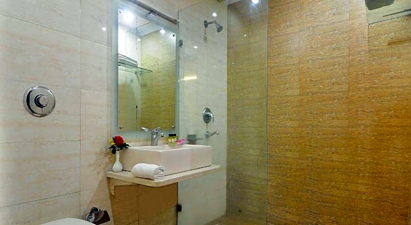 Hotel Sky Rich International