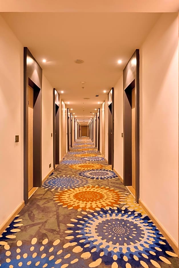 Delite Sarovar Portico Faridabad