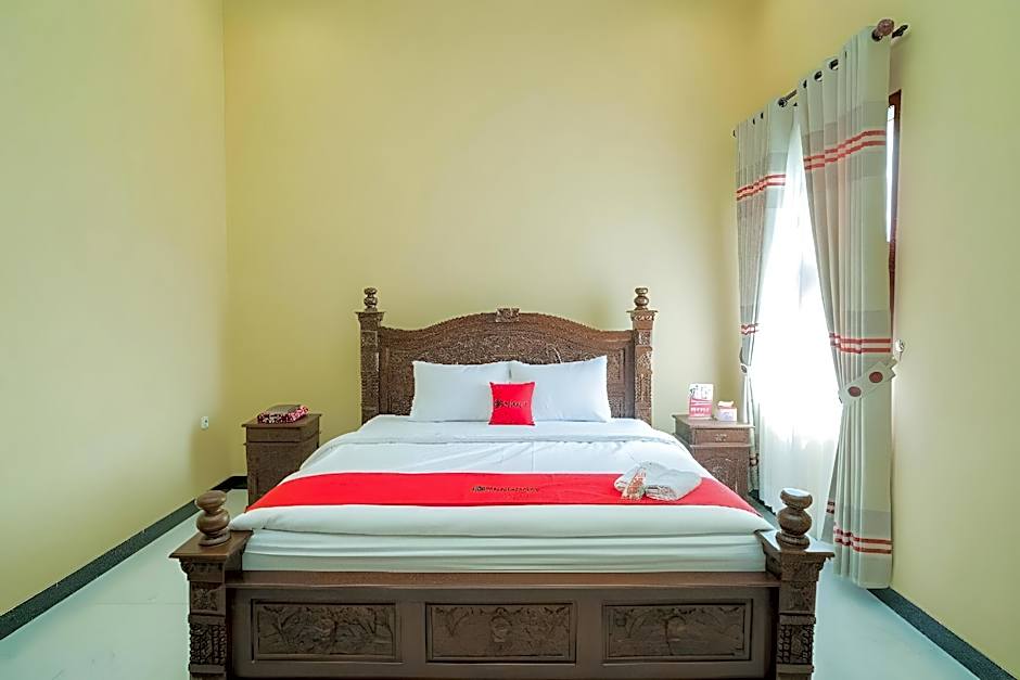 RedDoorz Syariah near RSUD Kota Malang