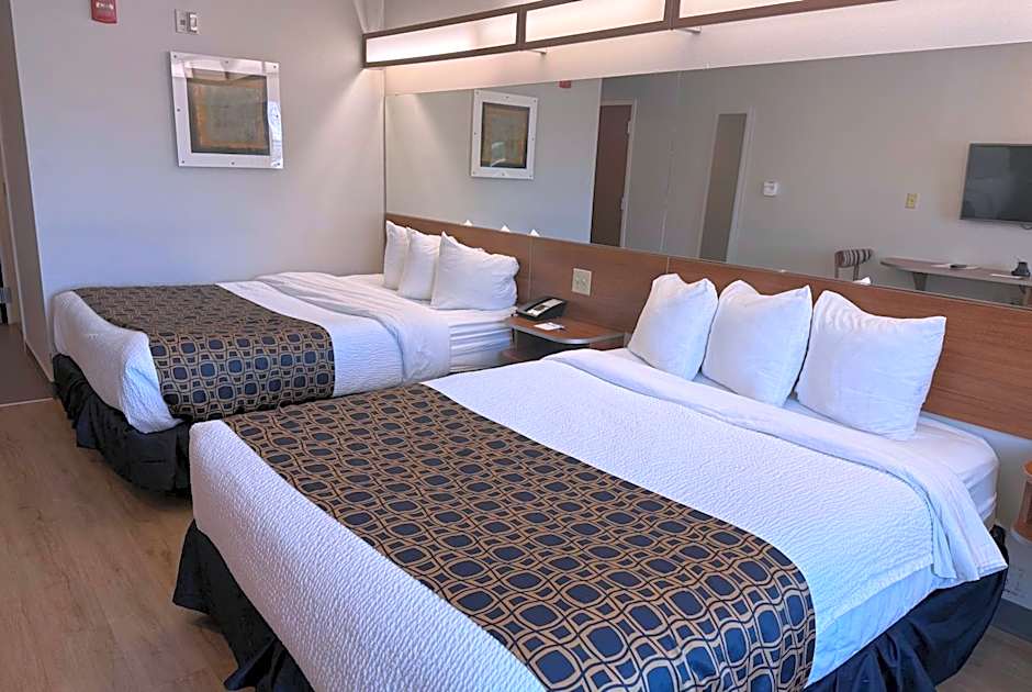 Microtel Inn & Suites By Wyndham Dickson City/Scranton