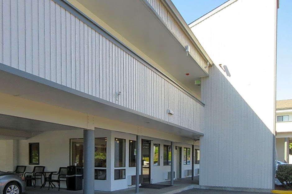 Quality Inn Bellevue – Bellevue, WA