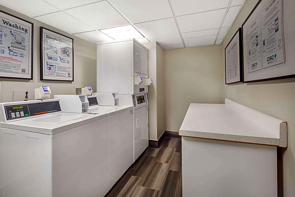 La Quinta Inn & Suites by Wyndham Fort Lauderdale Plantation
