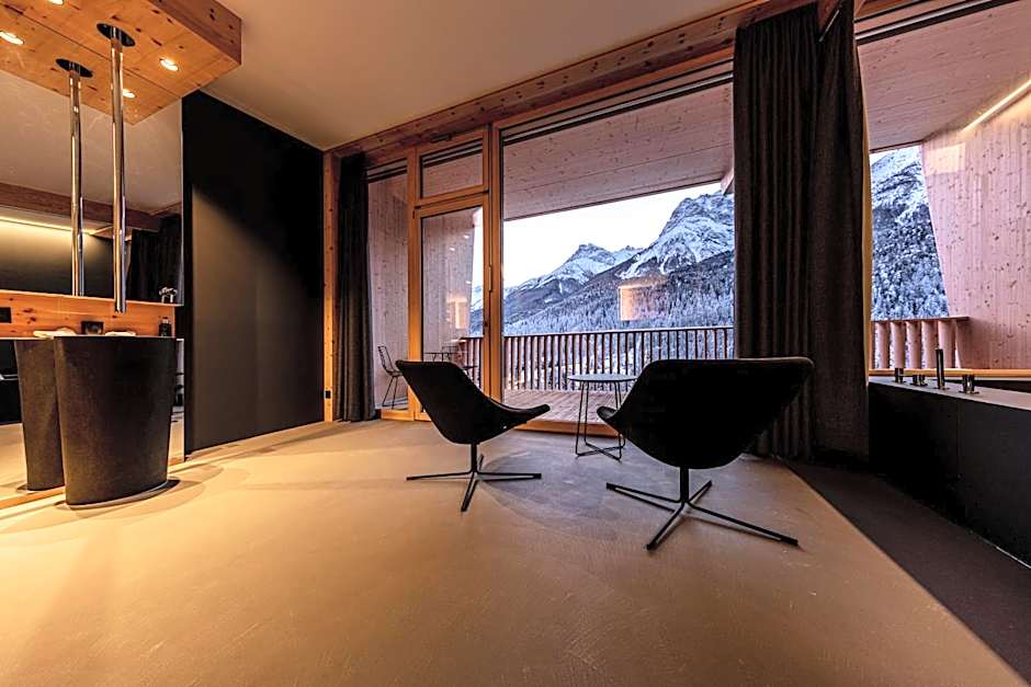 Hotel Arnica Scuol - Adults Only