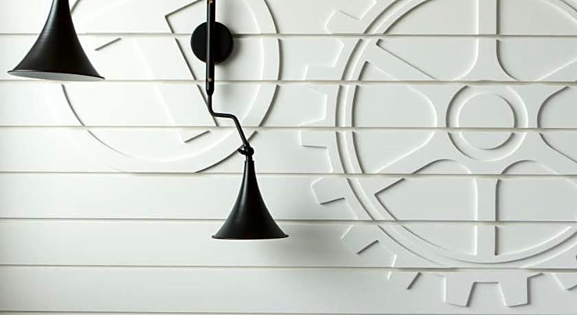 Airline Inn - Kaohsiung Station 