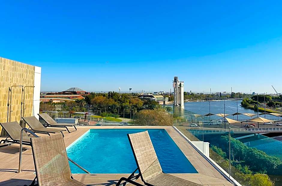 Ribera De Triana Hotel