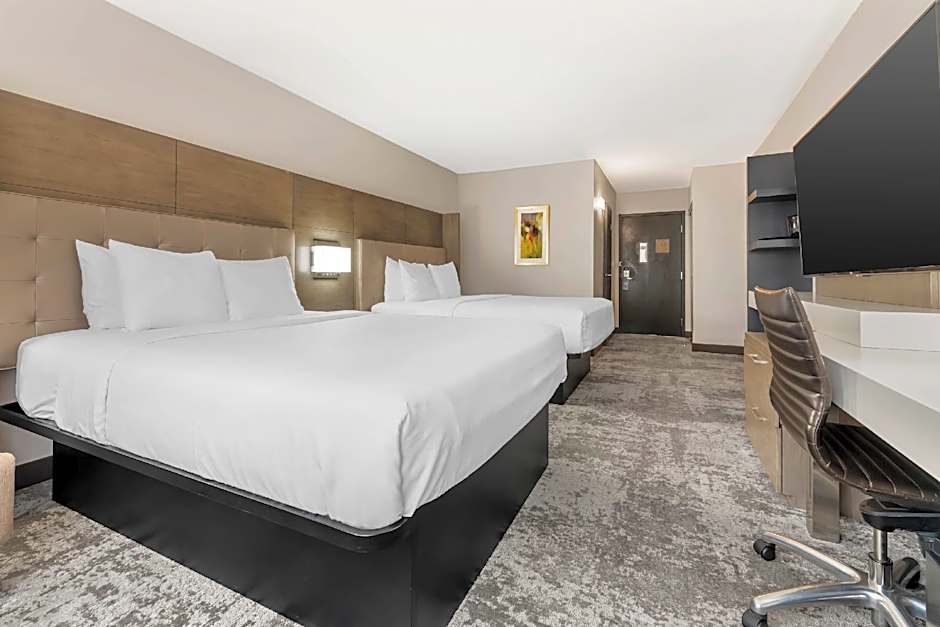 Comfort Inn Brooklyn Center