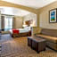 Comfort Inn and Suites Galt - Lodi North