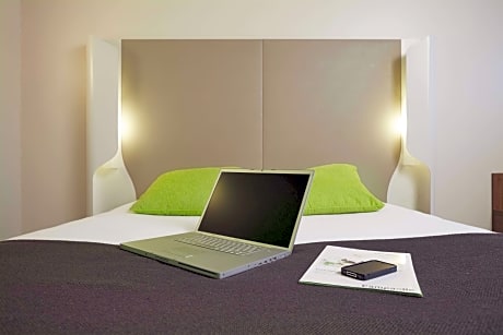 Room Next Generation - 1 Double Bed