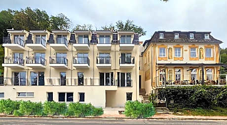 Strandhotel Buckow Resort & SPA gut-Hotels SEE