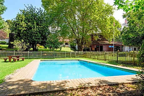 Kings Lodge Hotel