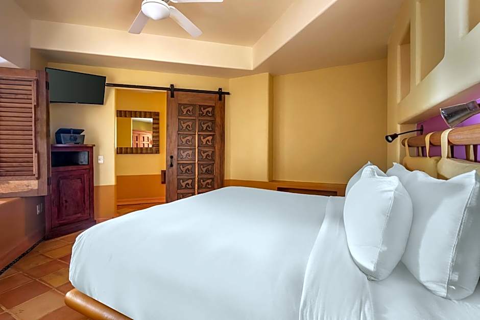 Hilton Grand Vacations Club Zihuatanejo Mexico