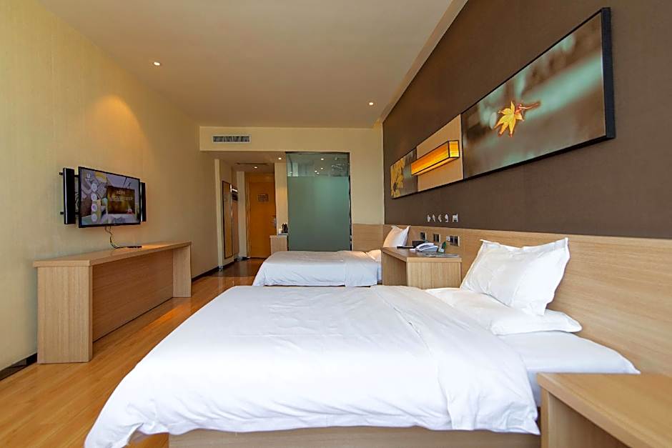 Iu Hotel Urumchi Nianzi Gou Bus Station Branch