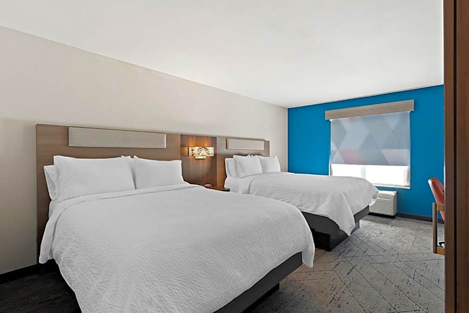 Holiday Inn Express & Suites Perry By IHG