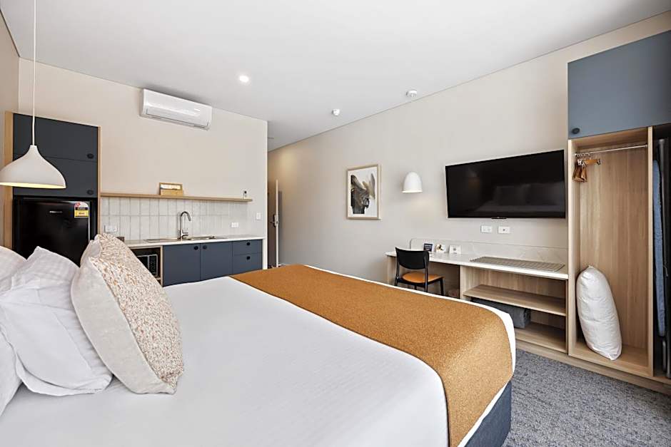 Comfort Inn Regal Park